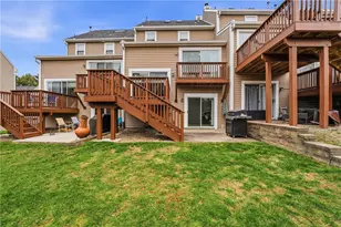 2657 Hunters Point Dr, Pittsburgh, PA 15090 - Photo 37