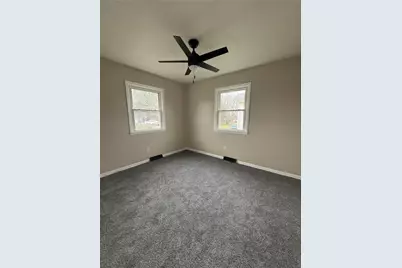 4450 Morefield Rd, Hermitage, PA 16148 - Photo 15