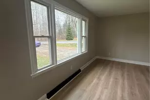 4450 Morefield Rd, Hermitage, PA 16148 - Photo 7