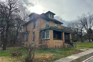 1013 W Washington St, New Castle, PA 16101 - Photo 3