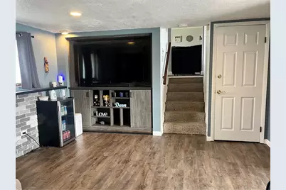 219 Wren Dr, Hempfield Township, PA 15601 - Photo 21