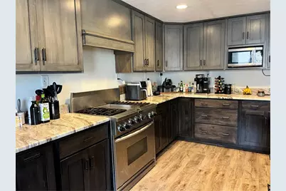 219 Wren Dr, Hempfield Township, PA 15601 - Photo 9