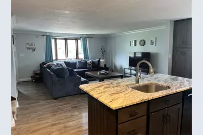 219 Wren Dr, Hempfield Township, PA 15601 - Photo 5