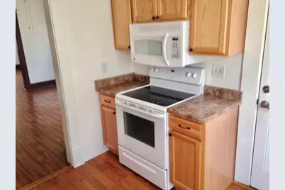 715 Scott Ave, Jeannette, PA 15644 - Photo 15