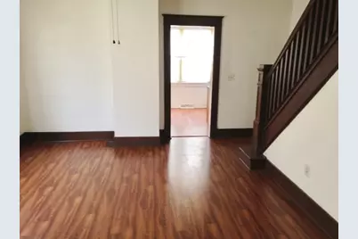 715 Scott Ave, Jeannette, PA 15644 - Photo 17