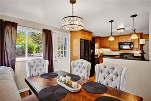 104 Thorncrest Dr, Kennedy Township, PA 15136 - Photo 9