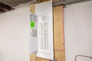 5 N Park Rd, Pittsburgh, PA 15229 - Photo 29