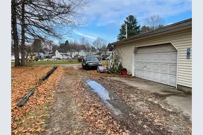 136 S Mercer, Greenville Boro, PA 16125 - Photo 5
