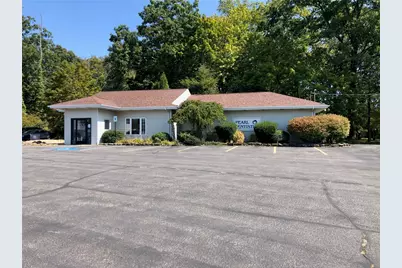 101 Oak Ridge Dr, Penn Township, PA 16002 - Photo 1