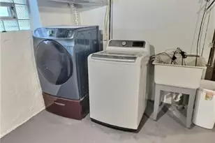 927 Greenhill Rd, Pittsburgh, PA 15209 - Photo 25