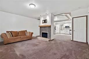 927 Greenhill Rd, Pittsburgh, PA 15209 - Photo 3