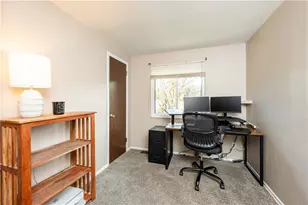 137 Parkwood Dr, Cranberry Township, PA 16066 - Photo 19