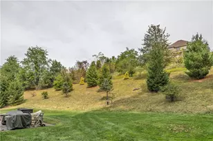 110 Merlin Dr, Peters Township, PA 15317 - Photo 5