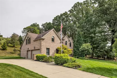 110 Merlin Dr, Peters Township, PA 15317 - Photo 3