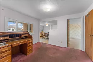 2073 Warren Ave, North Huntingdon, PA 15642 - Photo 7