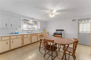 2073 Warren Ave, North Huntingdon, PA 15642 - Photo 3