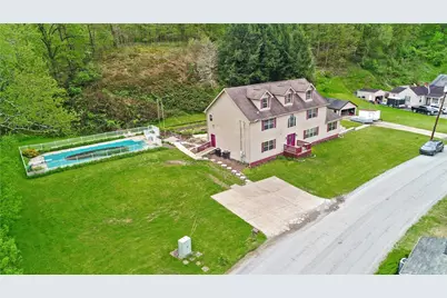 684 Pike Run Drive, California, PA 15427 - Photo 23