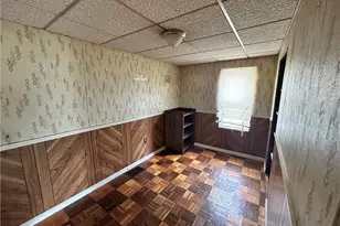 439 E 7th Ave, Tarentum, PA 15084 - Photo 17