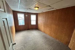 439 E 7th Ave, Tarentum, PA 15084 - Photo 13