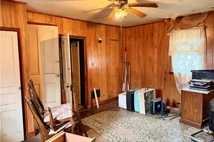 801 Cowan Ave, Jeannette, PA 15644 - Photo 21