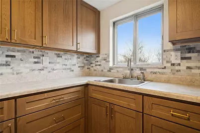 926 Derby Ln, North Versailles, PA 15137 - Photo 9