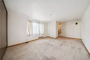 926 Derby Ln, North Versailles, PA 15137 - Photo 3