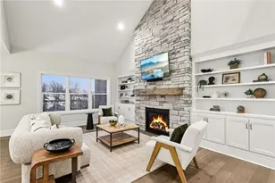 1050 Lakeside Dr, McDonald, PA 15057 - Photo 11