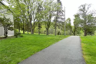 836 Little Summit Rd, Vanderbilt, PA 15486 - Photo 3