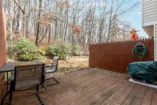 504 Lexington Dr, Hopewell Township, PA 15001 - Photo 3