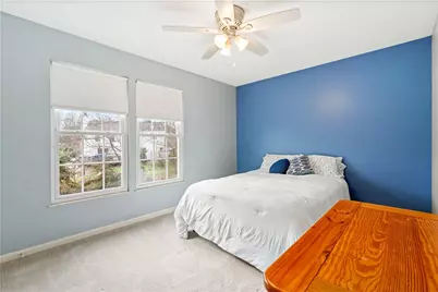 144 Stonewood Dr, Bethel Park, PA 15102 - Photo 21