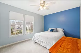 144 Stonewood Dr, Bethel Park, PA 15102 - Photo 21