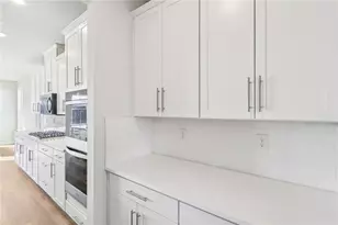 412 Barons Ct, Peters Township, PA 15367 - Photo 9