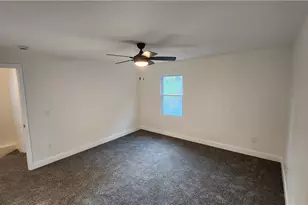 814 Delmont Ave, Pittsburgh, PA 15210 - Photo 17