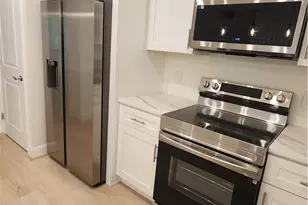 814 Delmont Ave, Pittsburgh, PA 15210 - Photo 11