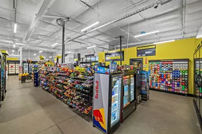 1221 Lawrence Ave, Ellwood City, PA 16117 - Photo 11