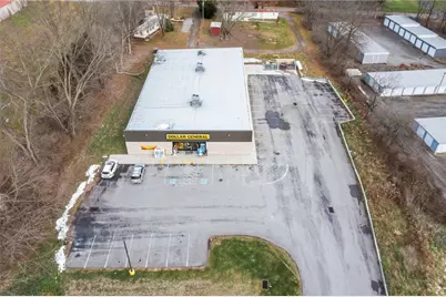 1221 Lawrence Ave, Ellwood City, PA 16117 - Photo 21