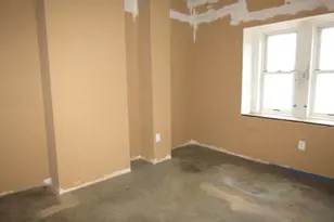 749 Chautauqua Ct, Pittsburgh, PA 15214 - Photo 17