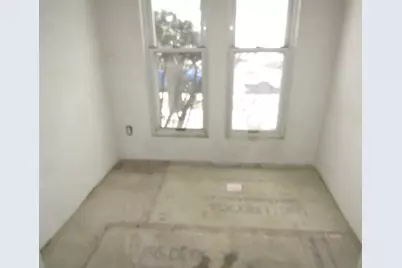 749 Chautauqua Ct, Pittsburgh, PA 15214 - Photo 7