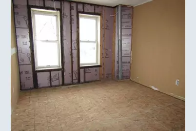 749 Chautauqua Ct, Pittsburgh, PA 15214 - Photo 13