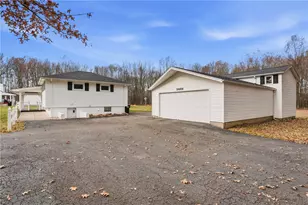 3489 Sample Rd, Hermitage, PA 16148 - Photo 5