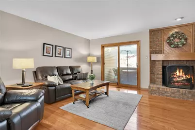 1403 Towne Square Dr, Pittsburgh, PA 15101 - Photo 3