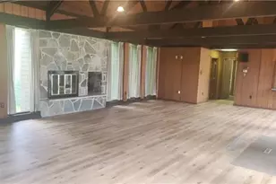 2000 Green St, Farrell, PA 16121 - Photo 11