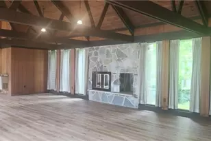 2000 Green St, Farrell, PA 16121 - Photo 9