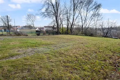 813 Lynda Ln, North Versailles, PA 15137 - Photo 37