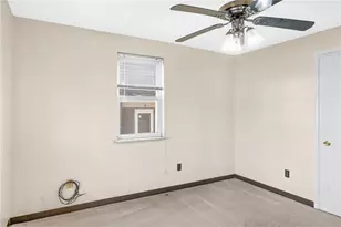 813 Lynda Ln, North Versailles, PA 15137 - Photo 17