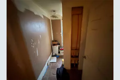 240 Noblestown Rd, Carnegie, PA 15106 - Photo 5