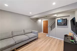 203 Washington Rd, Pittsburgh, PA 15221 - Photo 27