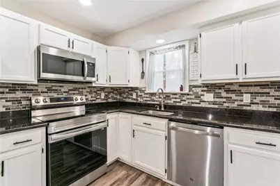 951 Shenango Rd, Chippewa Township, PA 15010 - Photo 9