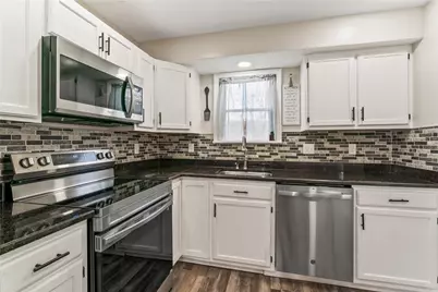 951 Shenango Rd, Chippewa Township, PA 15010 - Photo 7