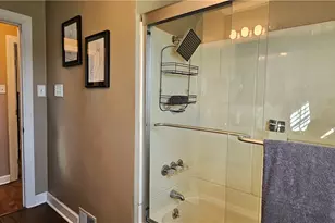 1852 The Cir, Canton Township, PA 15301 - Photo 27